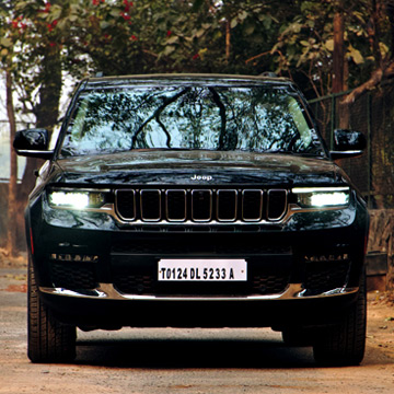 Jeep Grand Cherokee Limted O 4x4 AT Petrol